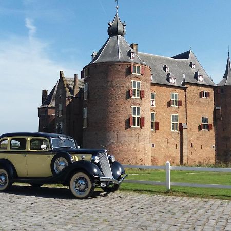 B&B Kasteel Ammersoyen Ammerzoden ภายนอก รูปภาพ