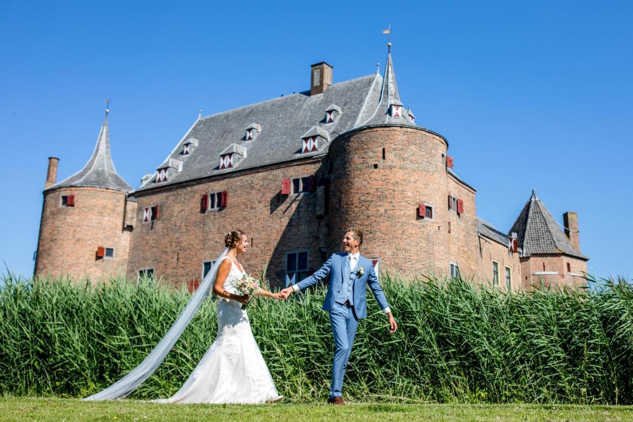 B&B Kasteel Ammersoyen Ammerzoden ภายนอก รูปภาพ